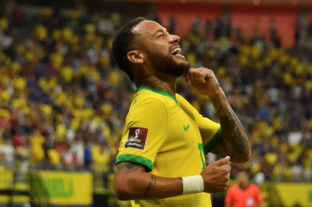 Tite comemora bom momento de Neymar a 2 meses da Copa do Mundo