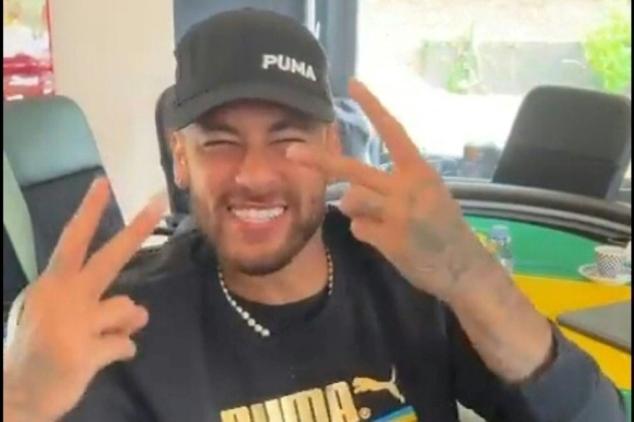 Neymar se defende de críticas por expressar seu apoio a Bolsonaro