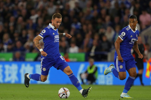Leicester goleia Nottingham Forest (4-0) em duelo de lanternas da Premier League